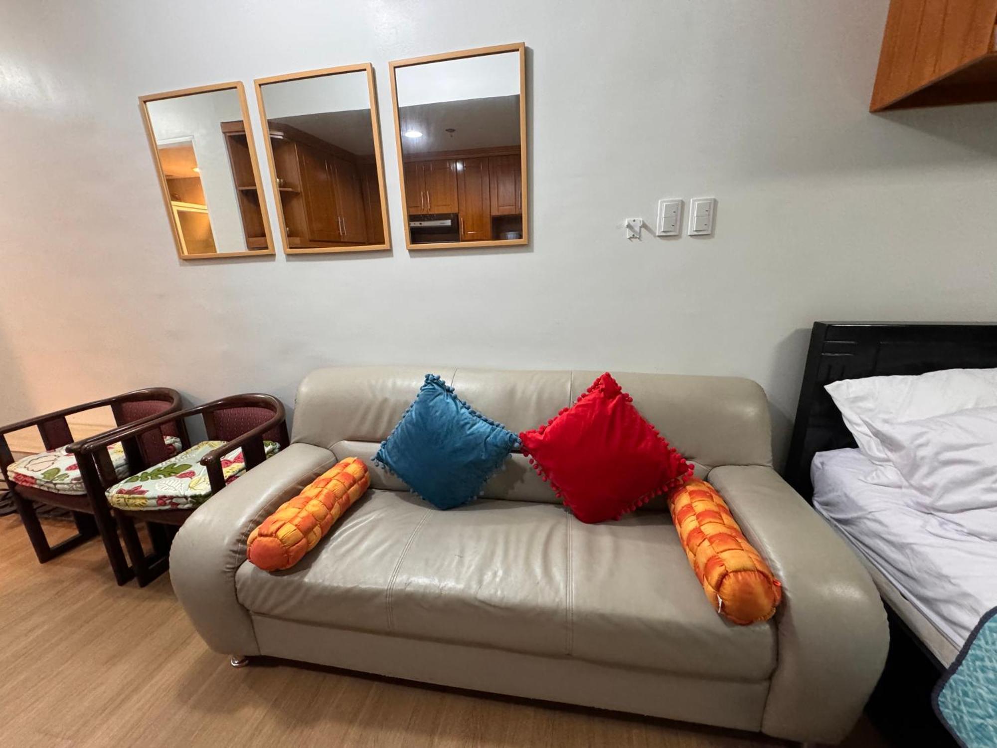 Cozyvilla At Pine Suites Tagaytay 2Br Or Studio With Free Parking Studio Offsite 2Br And Deluxe Studio Basement タガイタイ エクステリア 写真