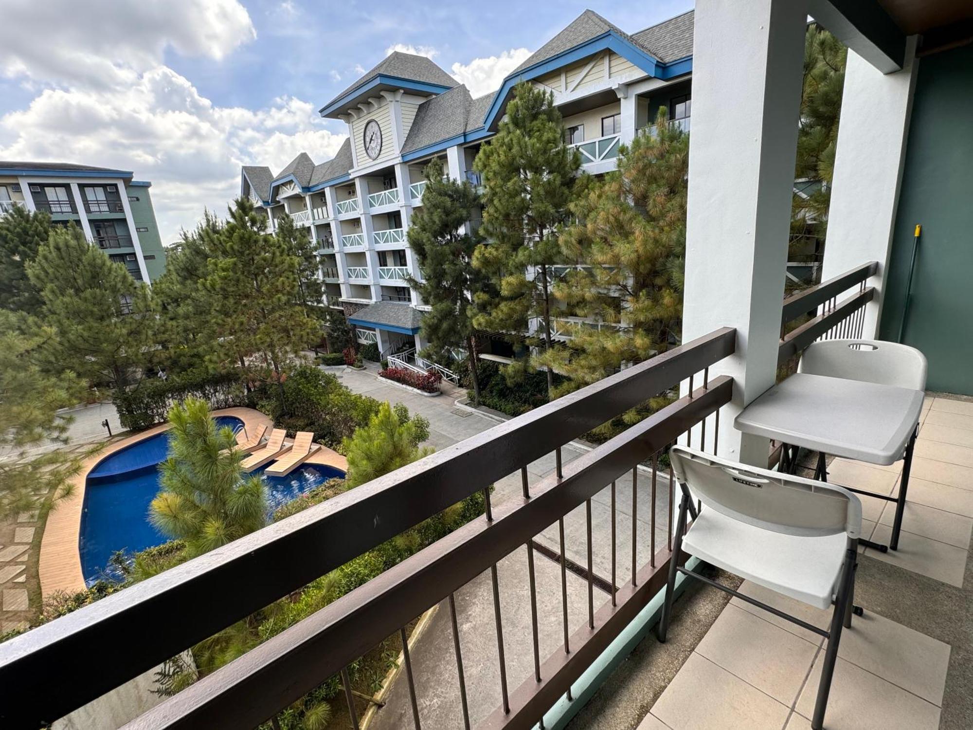 Cozyvilla At Pine Suites Tagaytay 2Br Or Studio With Free Parking Studio Offsite 2Br And Deluxe Studio Basement タガイタイ エクステリア 写真