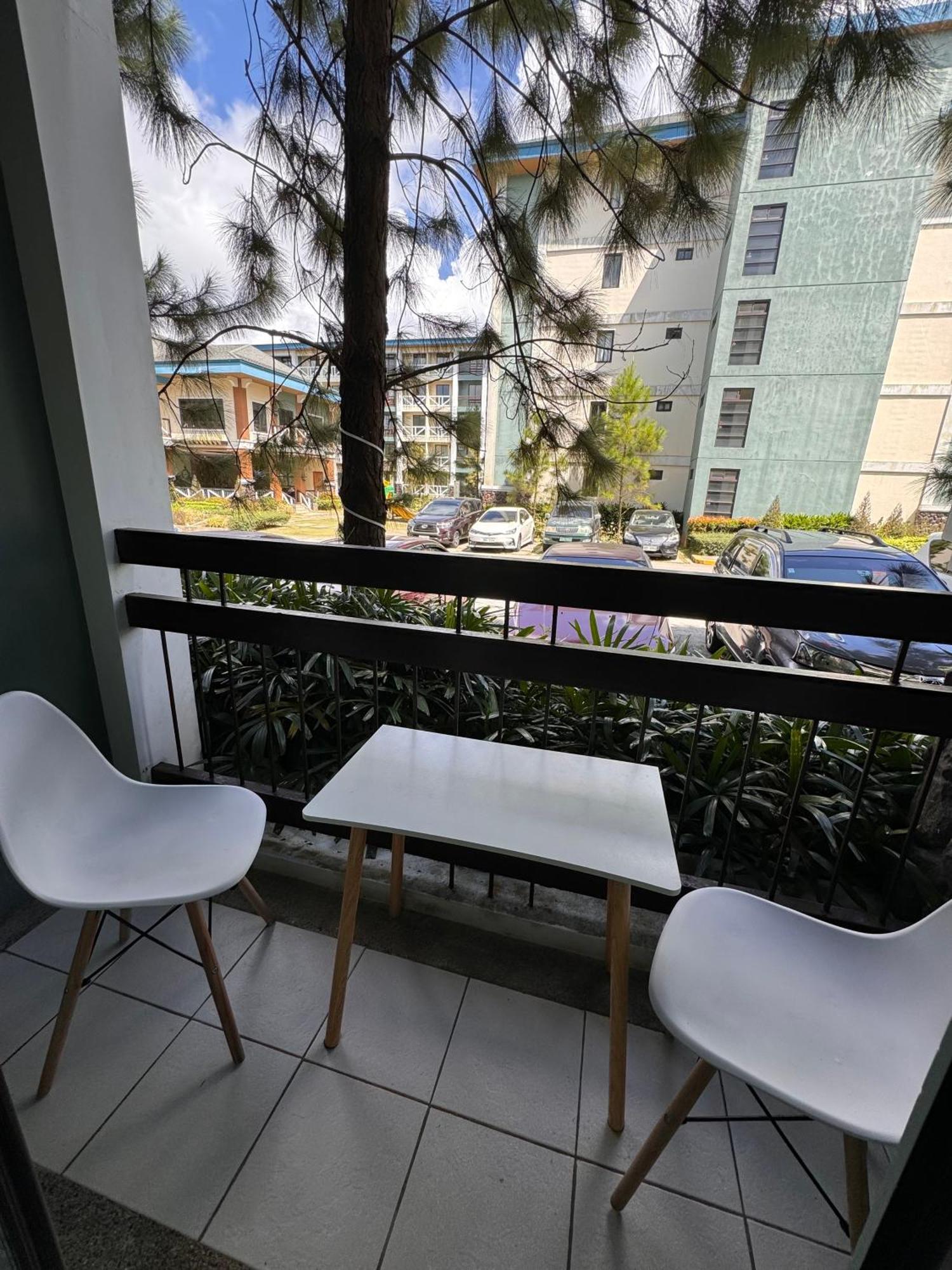 Cozyvilla At Pine Suites Tagaytay 2Br Or Studio With Free Parking Studio Offsite 2Br And Deluxe Studio Basement タガイタイ エクステリア 写真